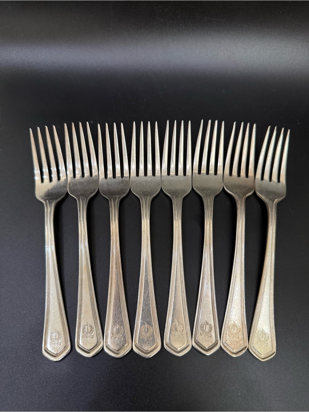 8pc Vintage Victor S Co International Silver Plated Restaurant Ware Dinner Forks